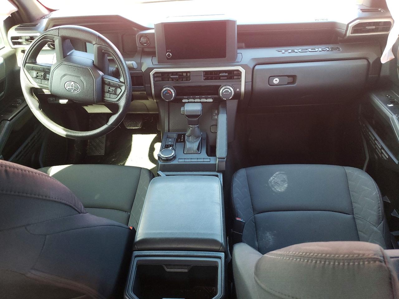 2025 TOYOTA TACOMA DOUBLE CAB photo 15