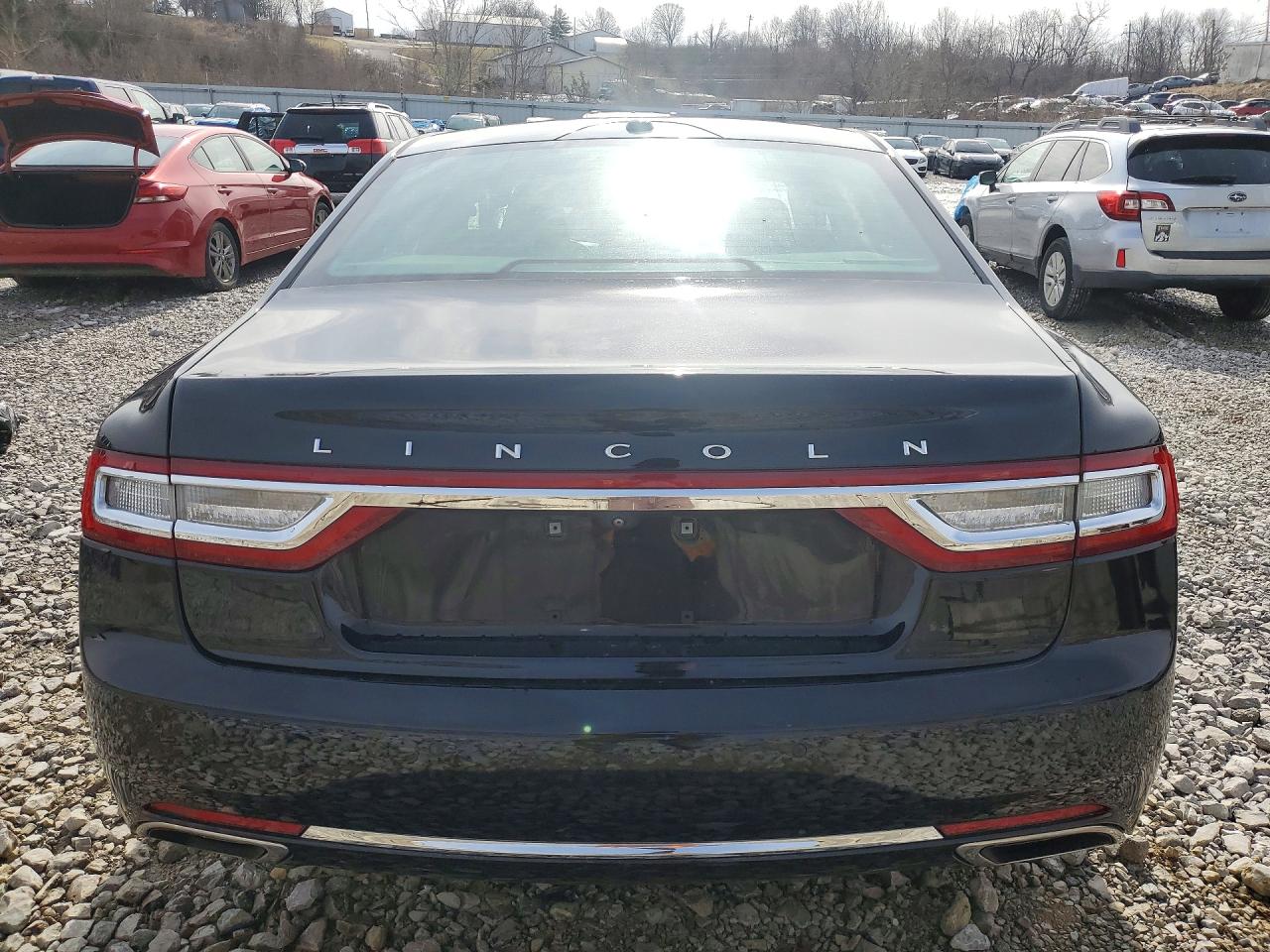 2017 LINCOLN CONTINENTAL RESERVE photo 11