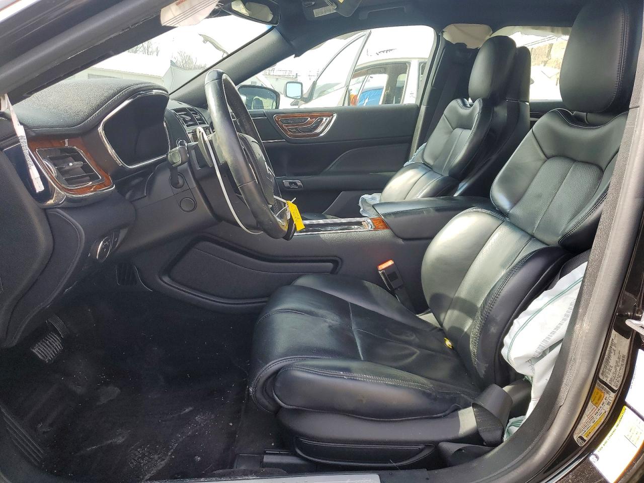 2017 LINCOLN CONTINENTAL RESERVE photo 13
