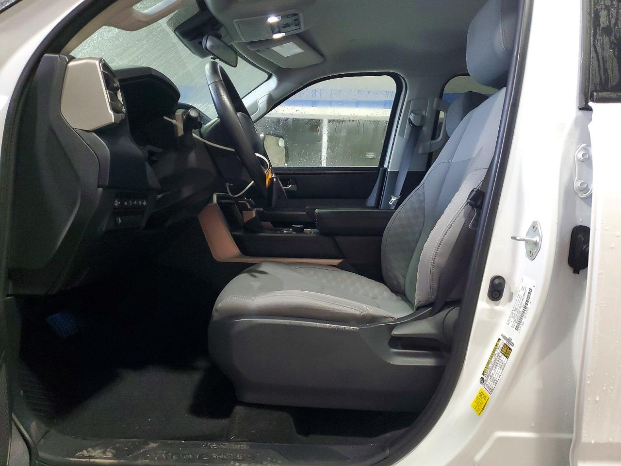 2024 TOYOTA TUNDRA CREWMAX SR photo 7
