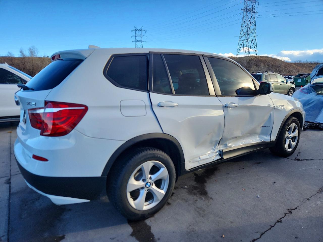 2011 BMW X3 XDRIVE28I photo 3