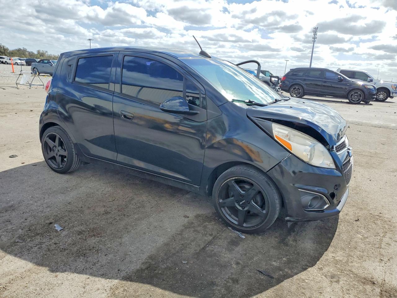 2015 CHEVROLET SPARK 1LT photo 7