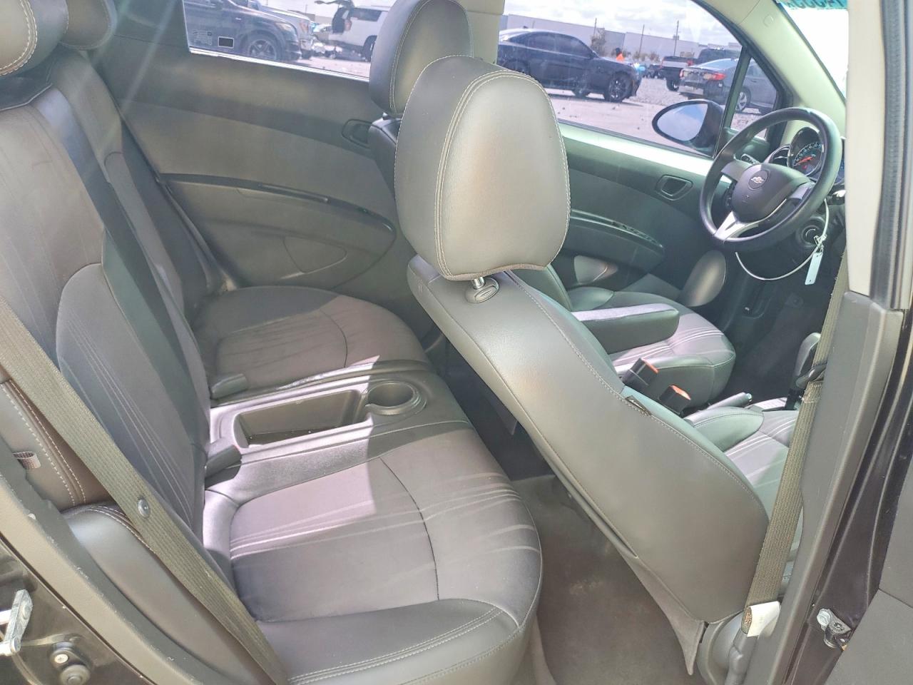 2015 CHEVROLET SPARK 1LT photo 19