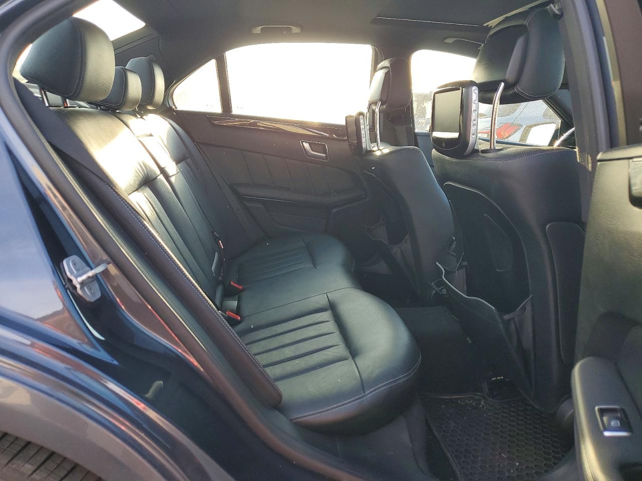 2014 MERCEDES-BENZ E 350 4MATIC photo 19
