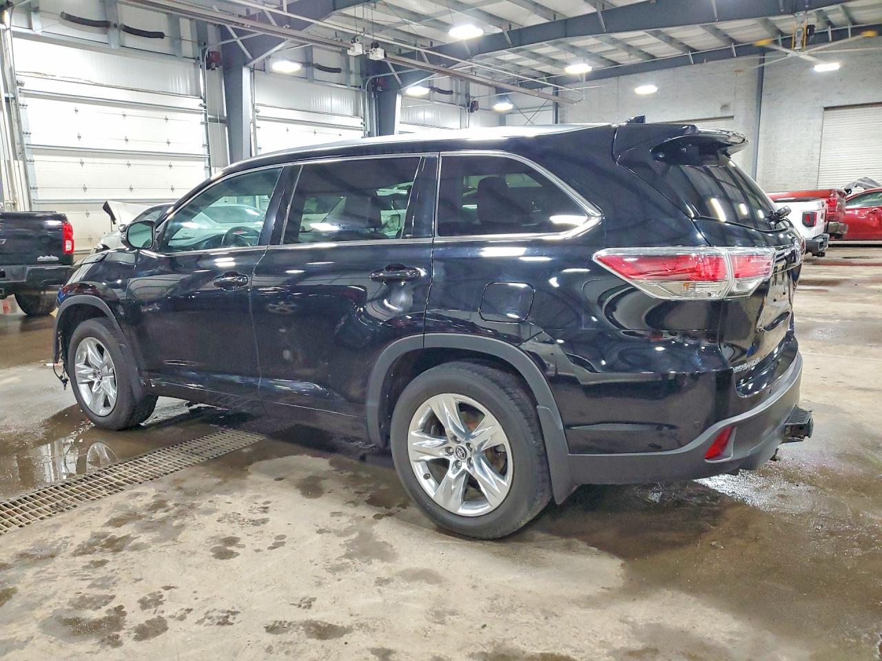 2016 TOYOTA HIGHLANDER LIMITED photo 2