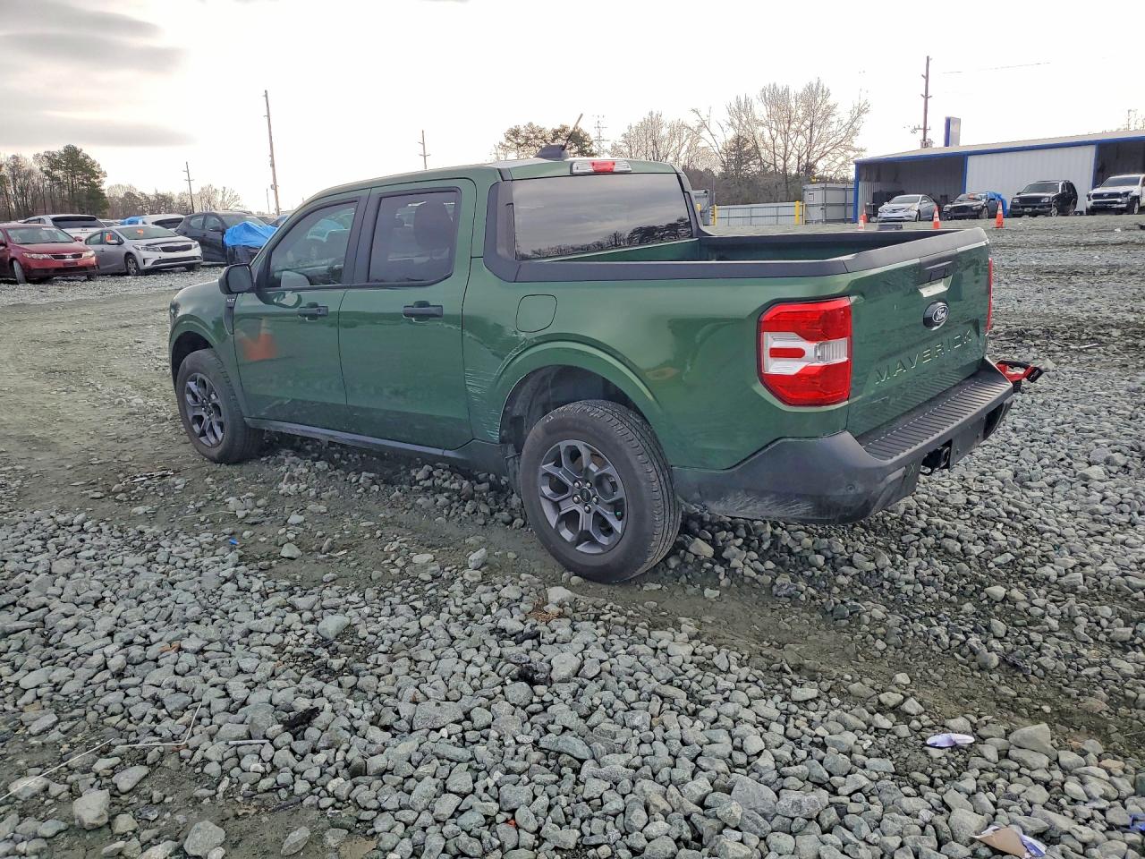 2025 FORD MAVERICK XLT photo 2