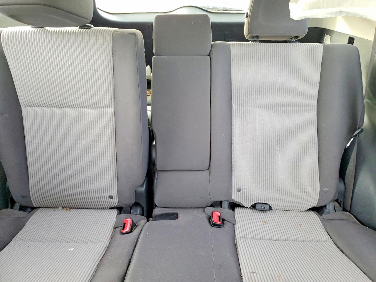 2015 TOYOTA RAV4 LE photo 10