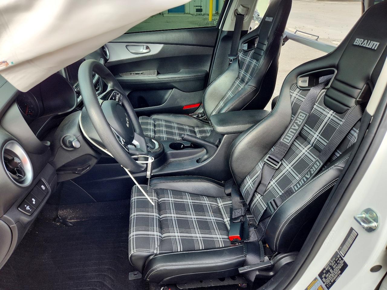 2024 KIA FORTE LXS photo 13