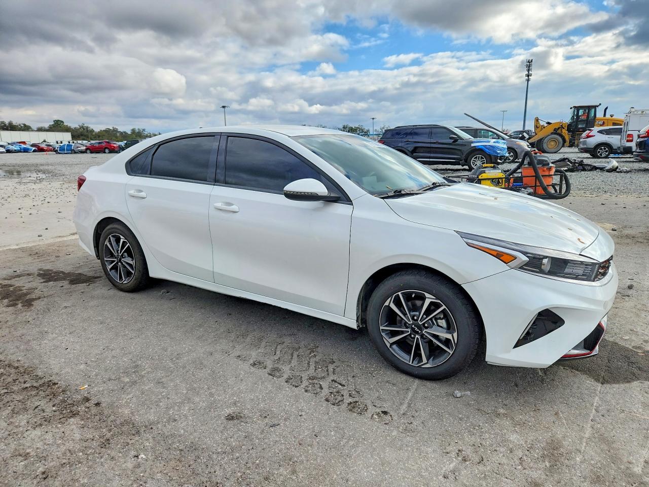 2024 KIA FORTE LXS photo 7