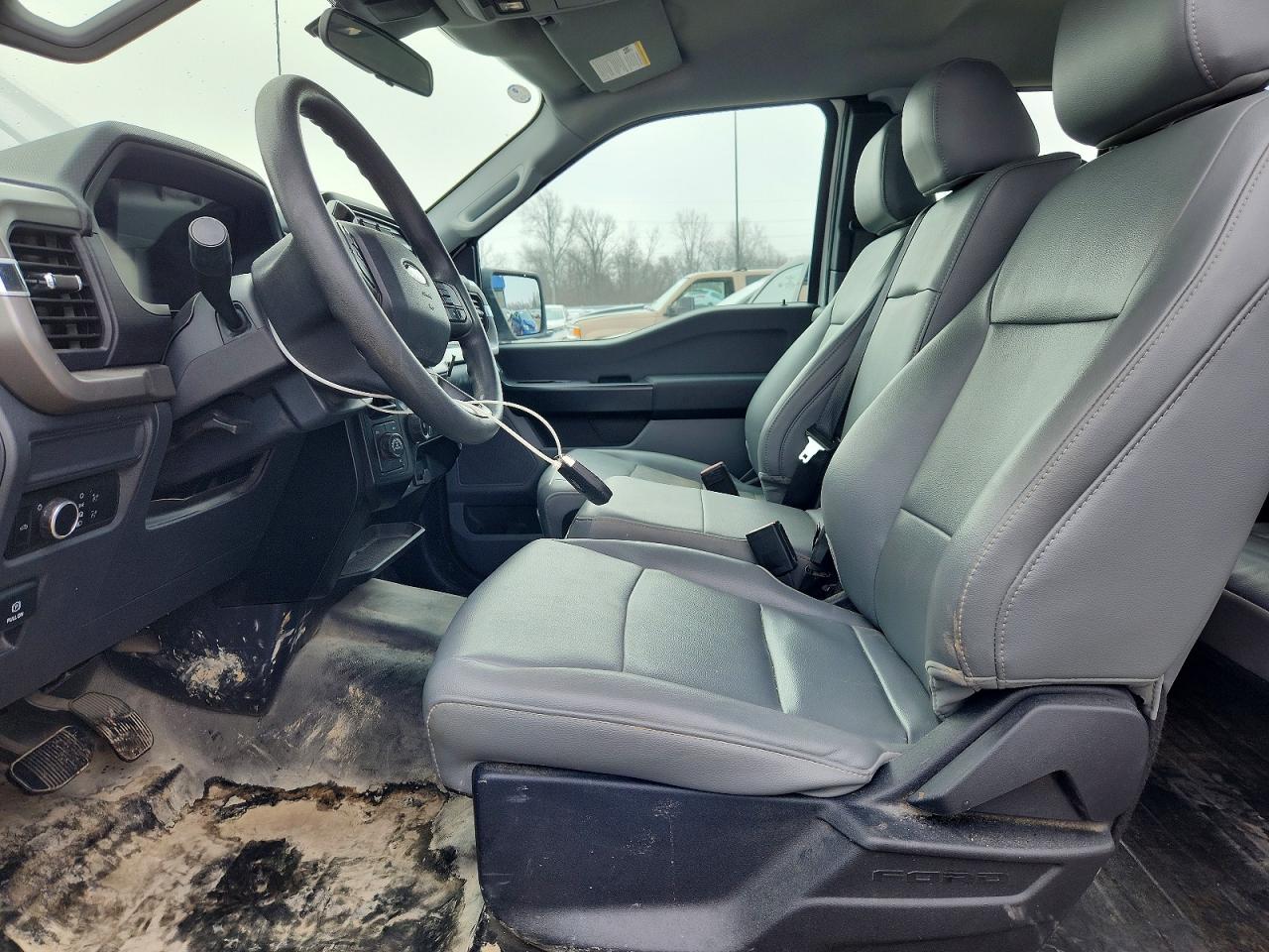 2024 FORD F150 XL photo 19