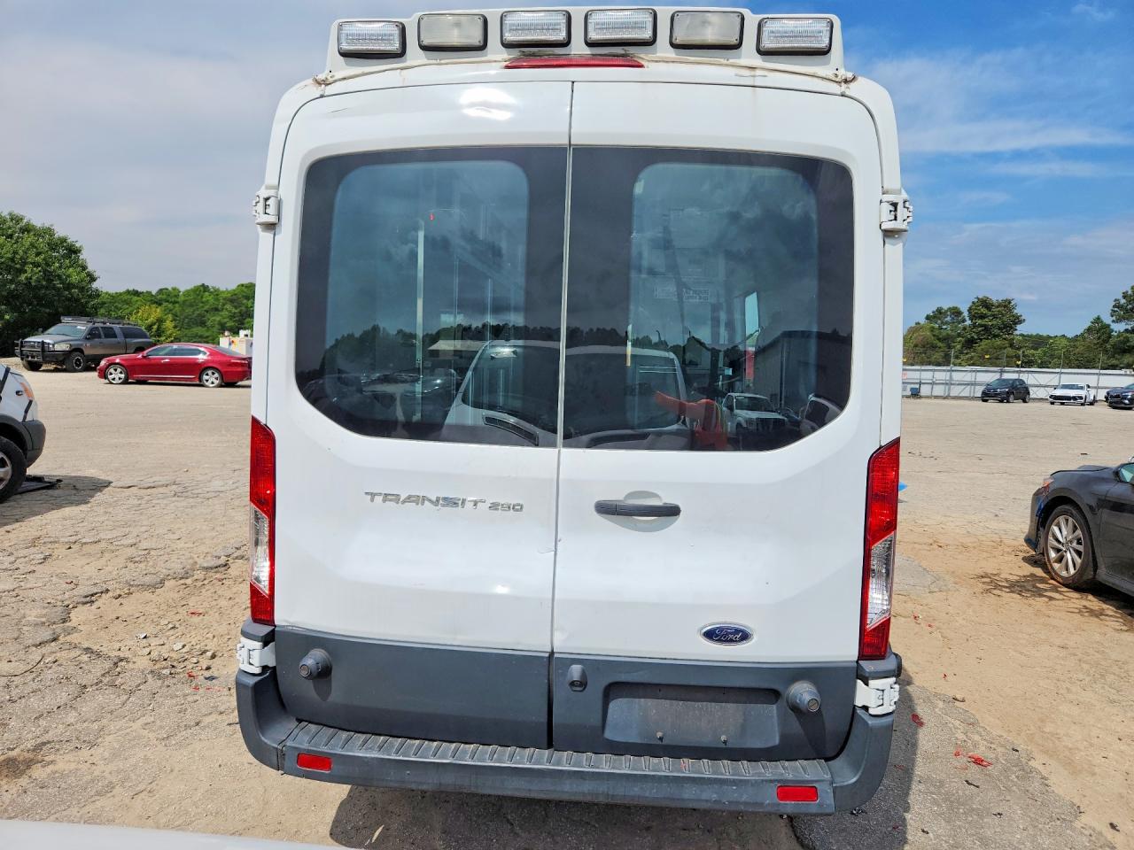 2017 FORD TRANSIT T-250 photo 16