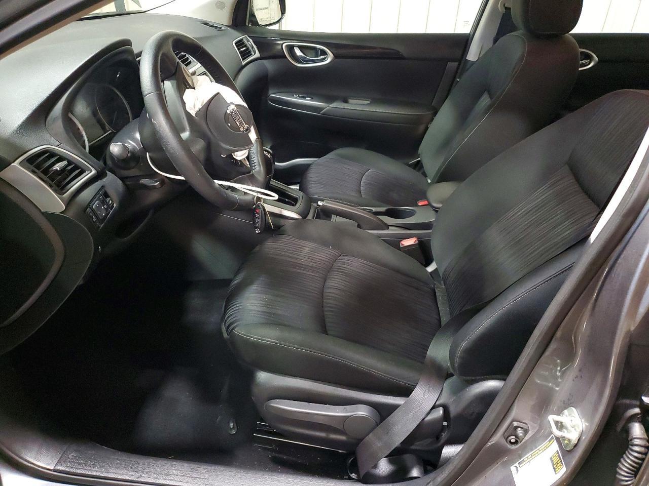 2019 NISSAN SENTRA SV photo 7
