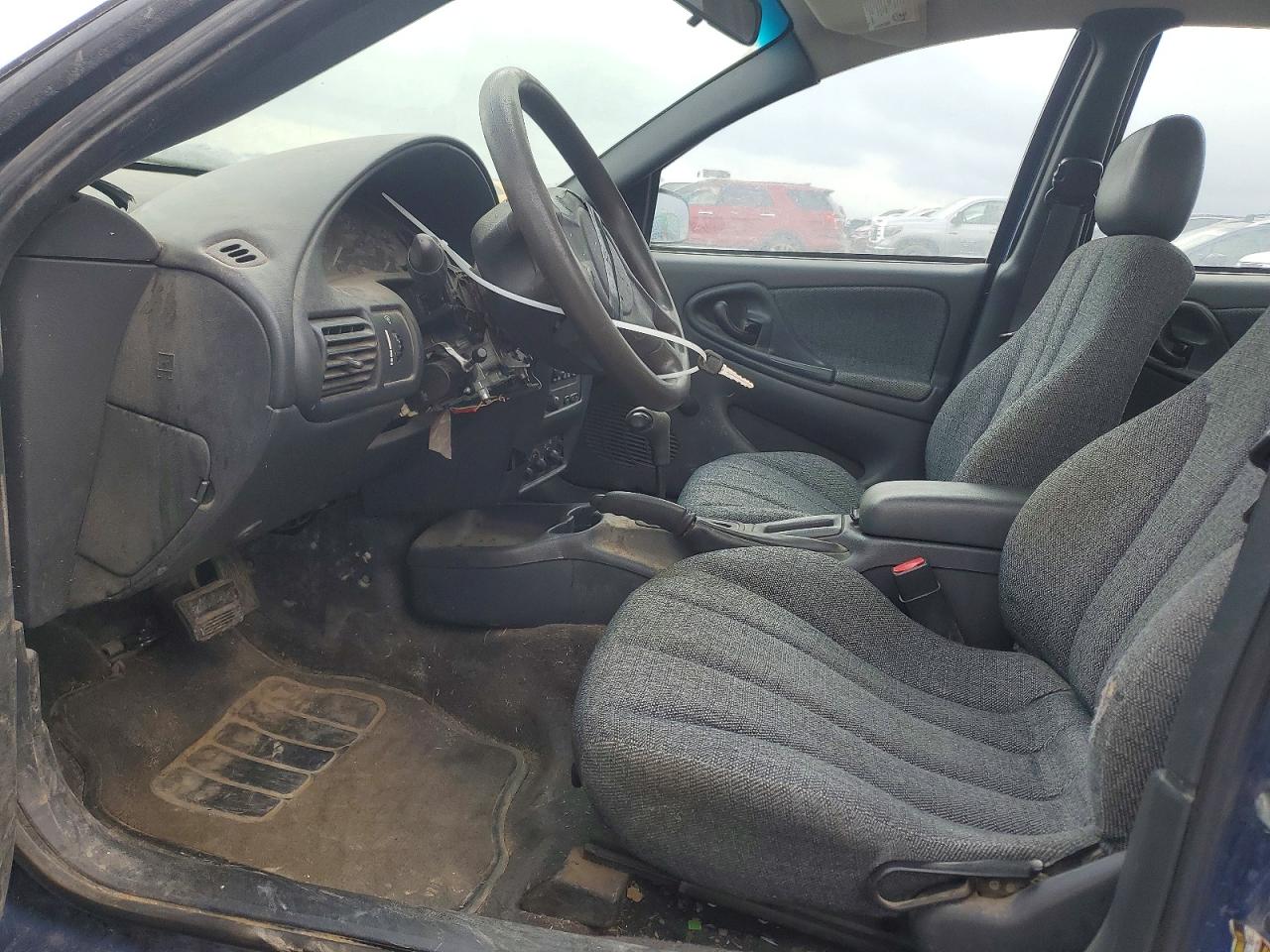 2004 CHEVROLET CAVALIER photo 7
