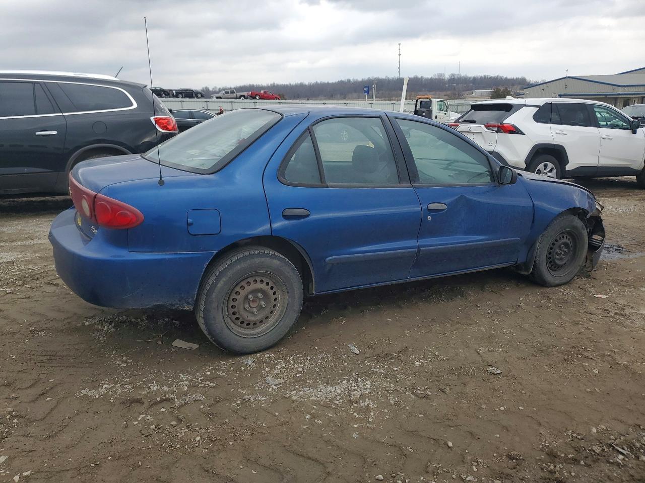 2004 CHEVROLET CAVALIER photo 3
