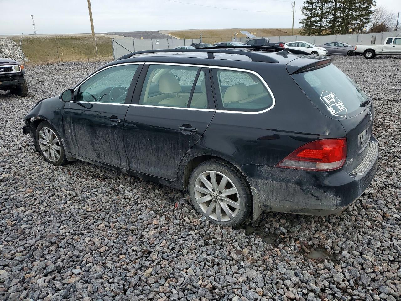 2011 VOLKSWAGEN JETTA TDI photo 3