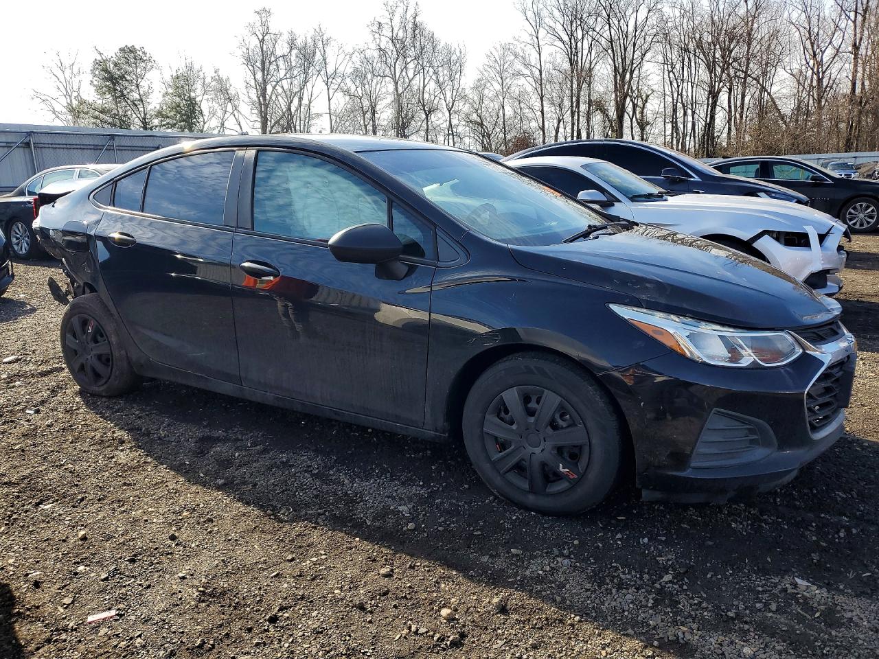 2019 CHEVROLET CRUZE LS photo 4
