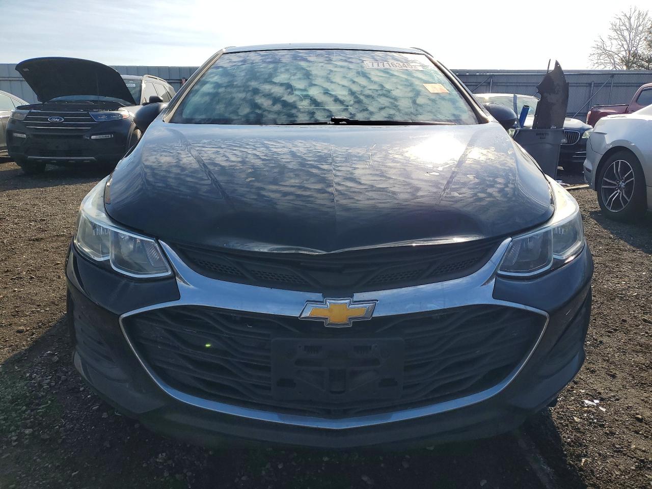 2019 CHEVROLET CRUZE LS photo 5