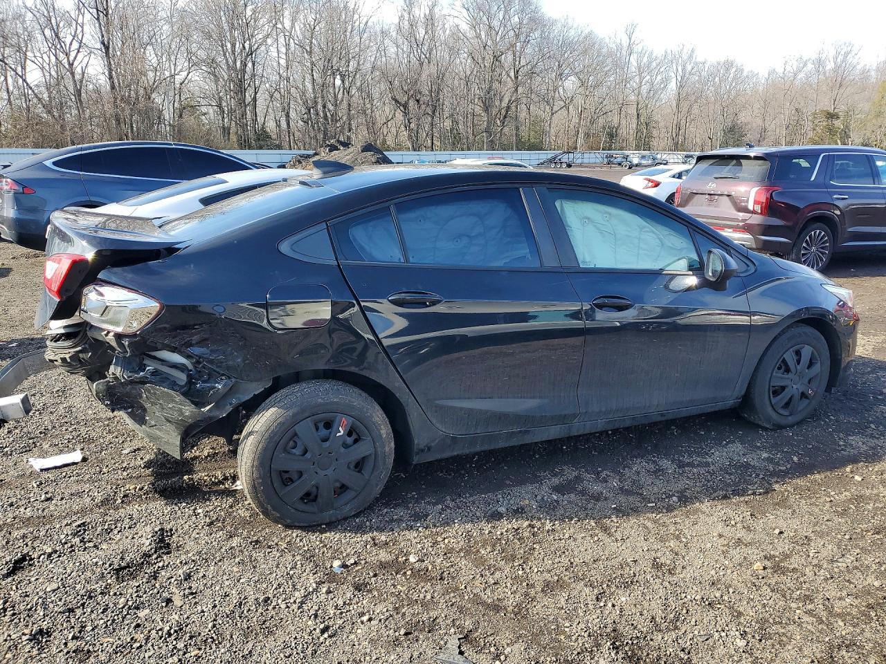2019 CHEVROLET CRUZE LS photo 3