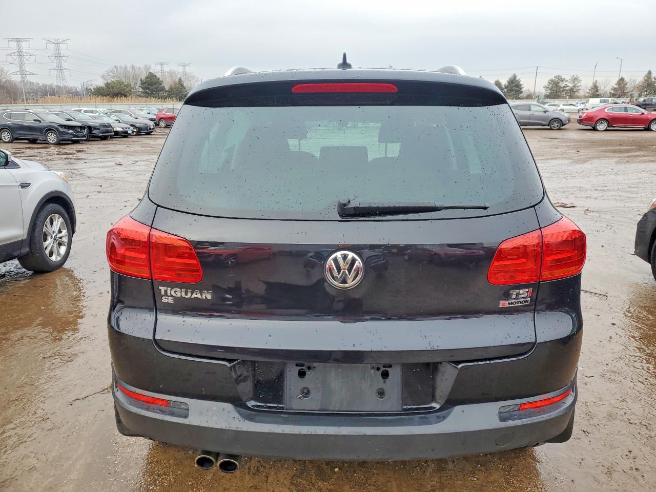 2016 VOLKSWAGEN TIGUAN S photo 6