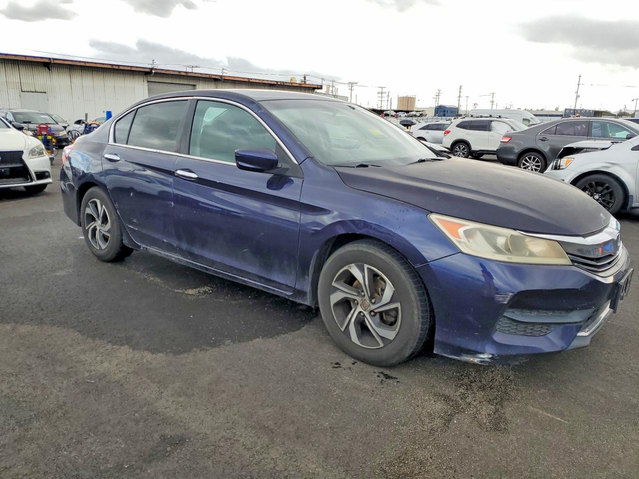 2017 HONDA ACCORD LX photo 7