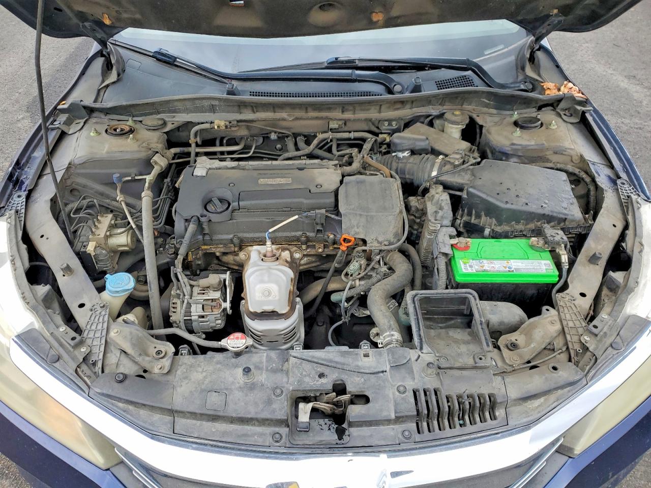 2017 HONDA ACCORD LX photo 21