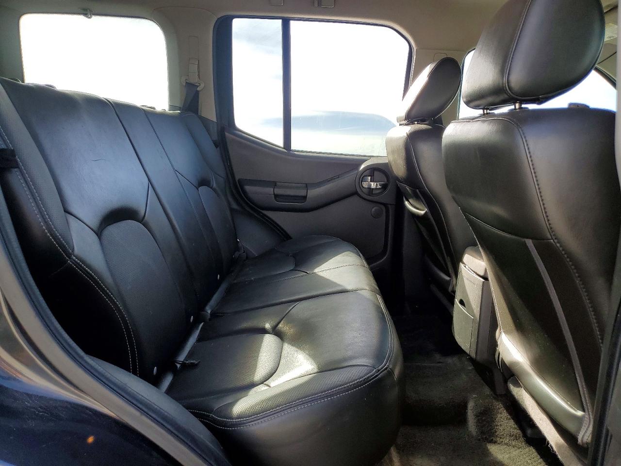 2014 NISSAN XTERRA X photo 11