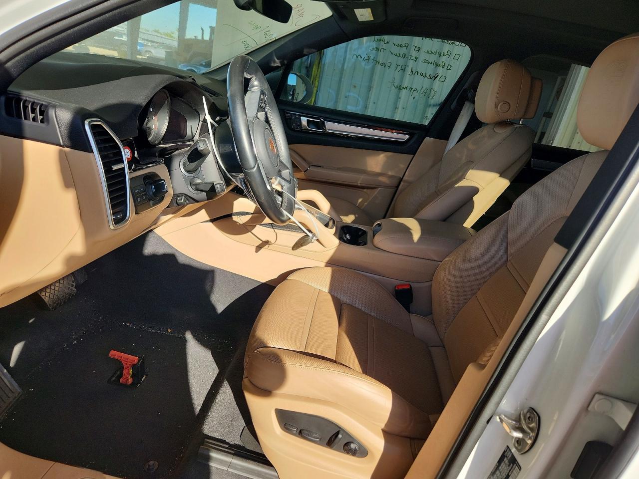 2023 PORSCHE CAYENNE BASE photo 19