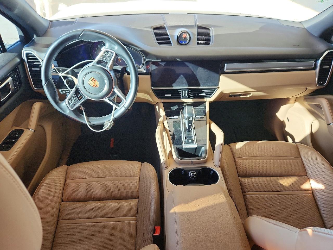 2023 PORSCHE CAYENNE BASE photo 22