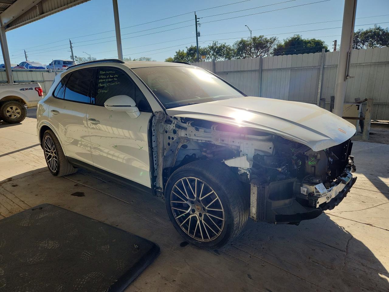 2023 PORSCHE CAYENNE BASE photo 10