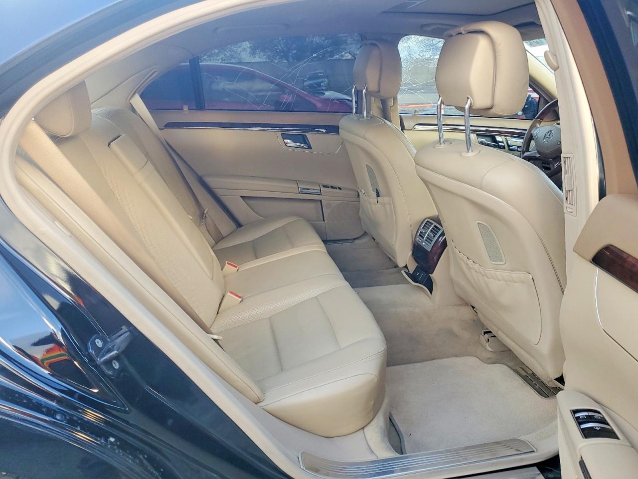 2011 MERCEDES-BENZ S 550 photo 10