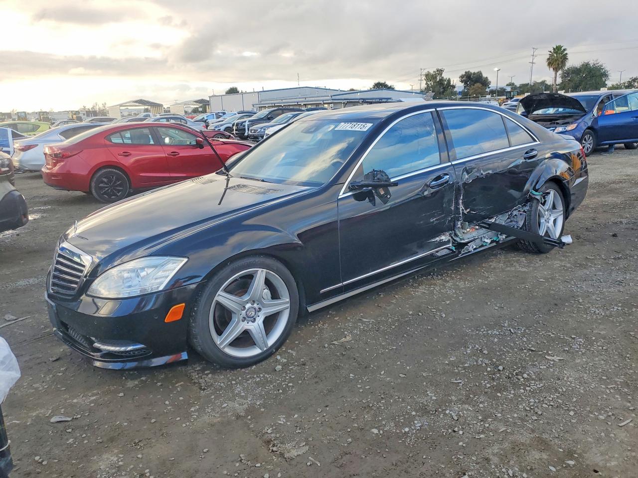 2011 MERCEDES-BENZ S