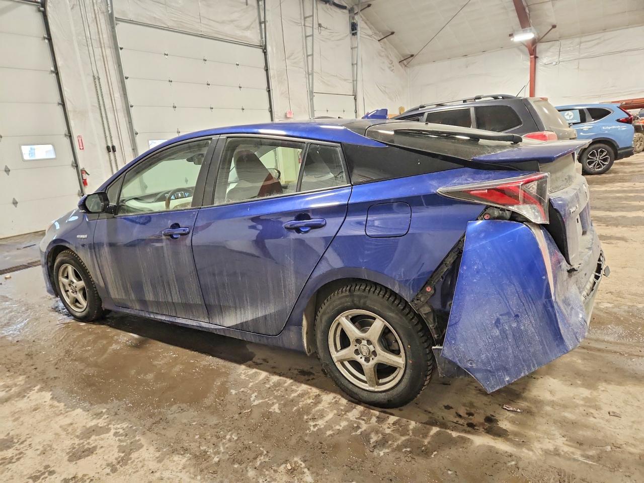 2018 TOYOTA PRIUS photo 3