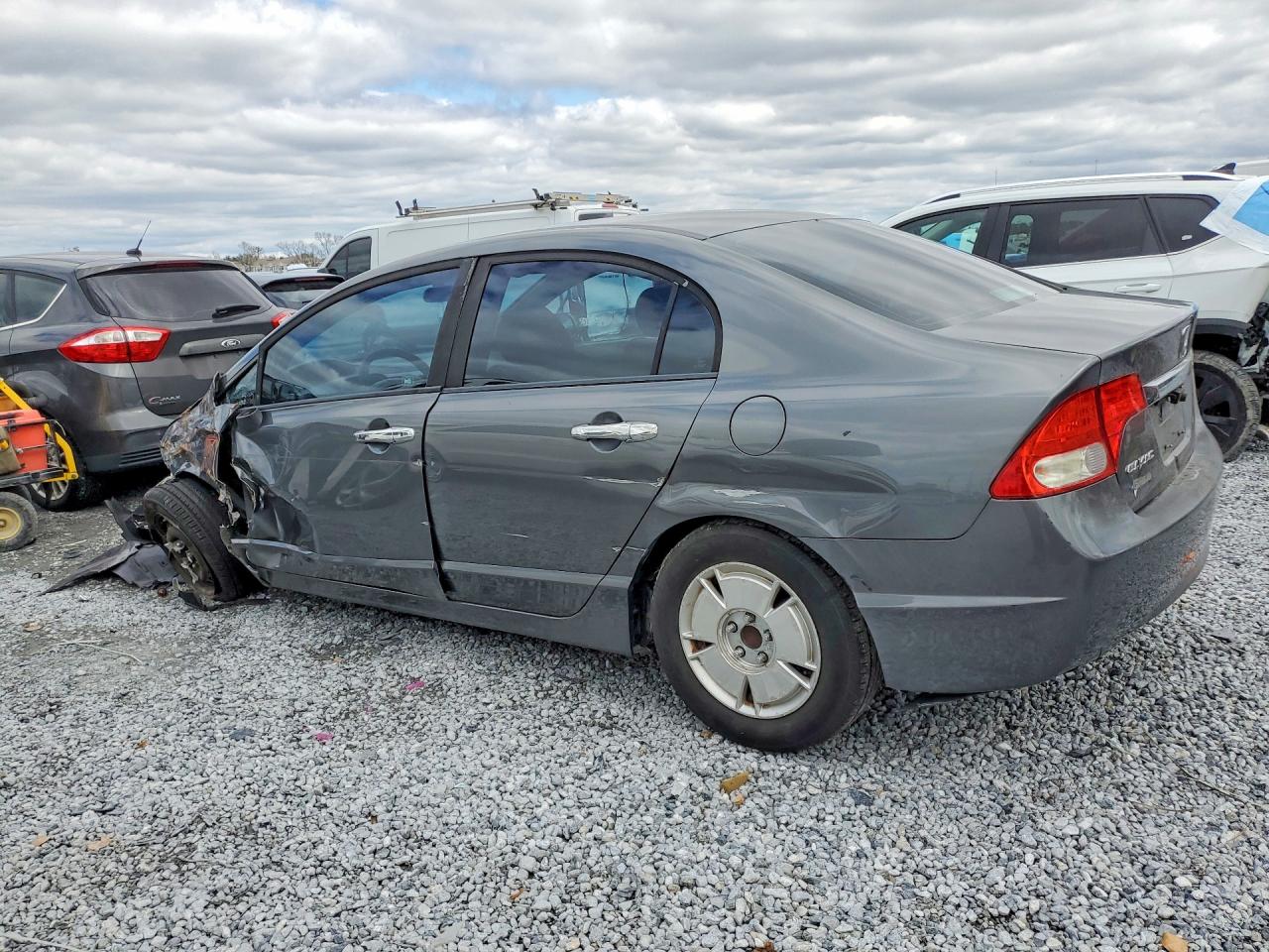 2011 HONDA CIVIC VP photo 2