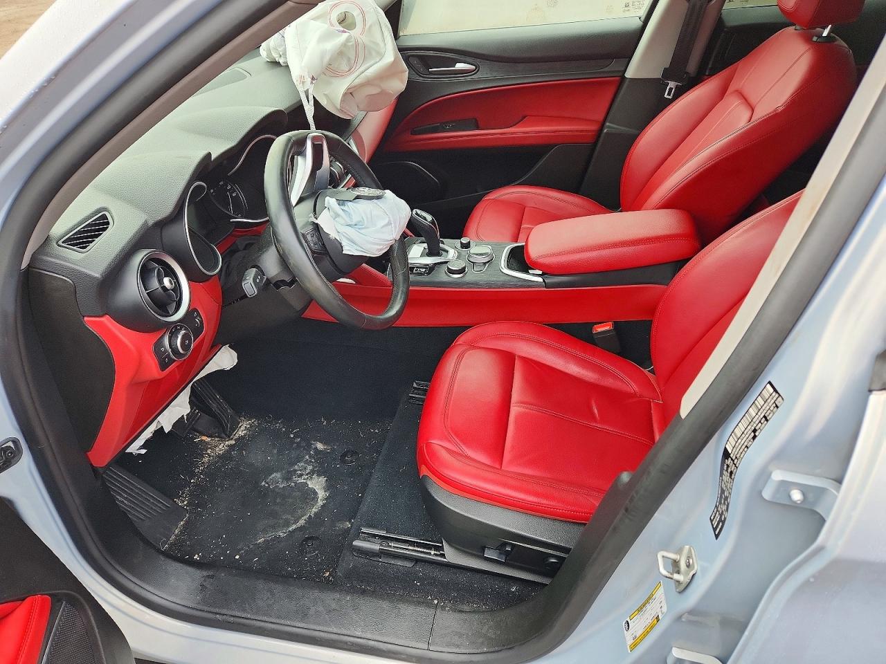 2021 ALFA ROMEO STELVIO SPORT photo 7