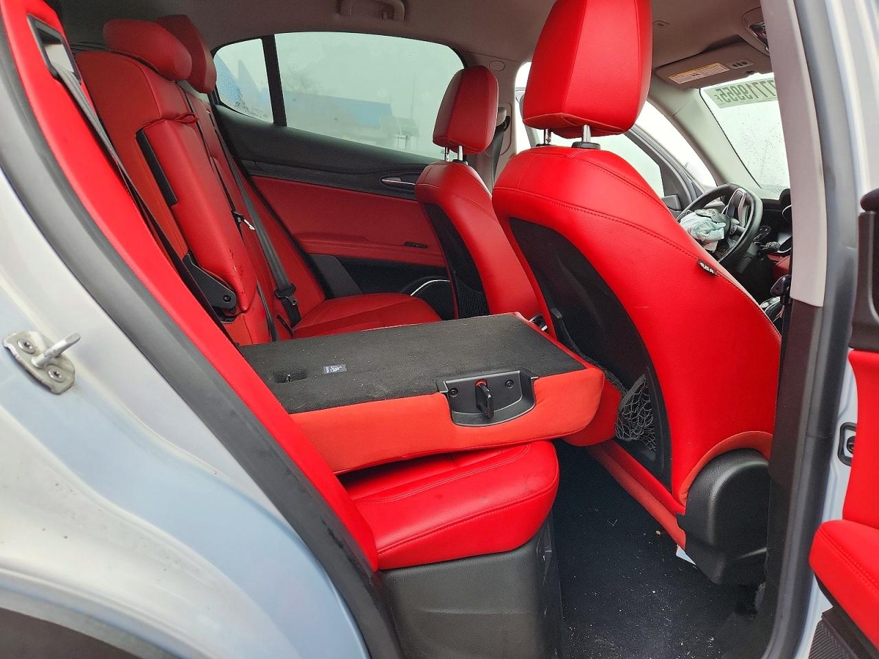 2021 ALFA ROMEO STELVIO SPORT photo 10