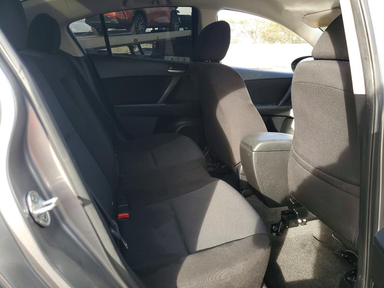 2010 MAZDA 3 I photo 19