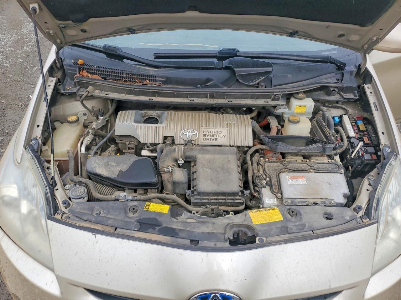 2010 TOYOTA PRIUS III photo 31