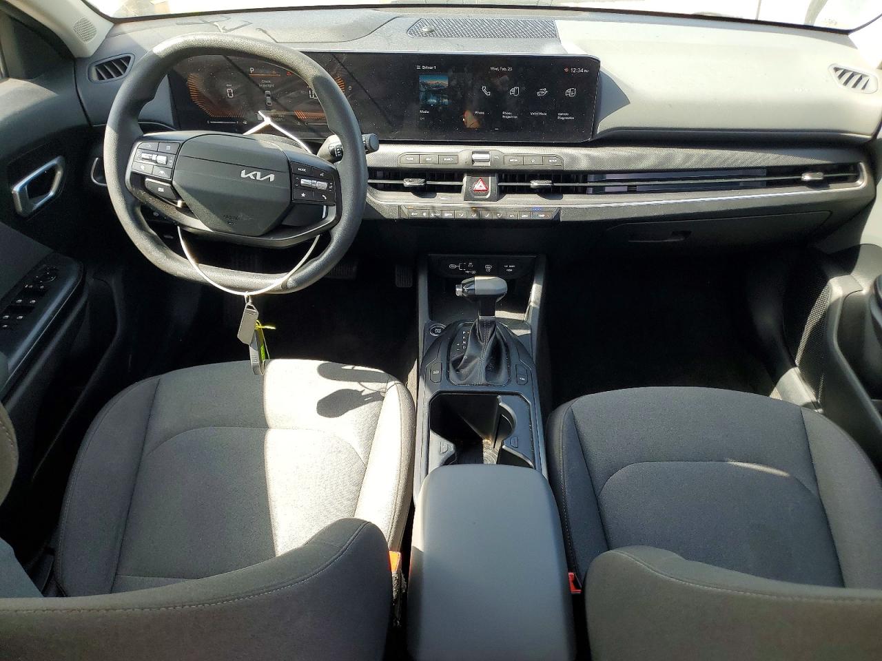 2025 KIA K4 LX photo 22