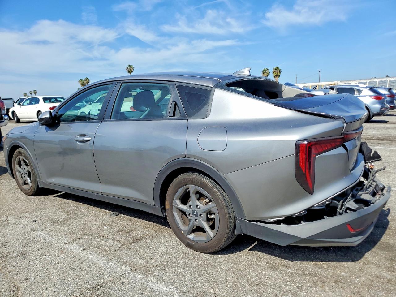 2025 KIA K4 LX photo 4