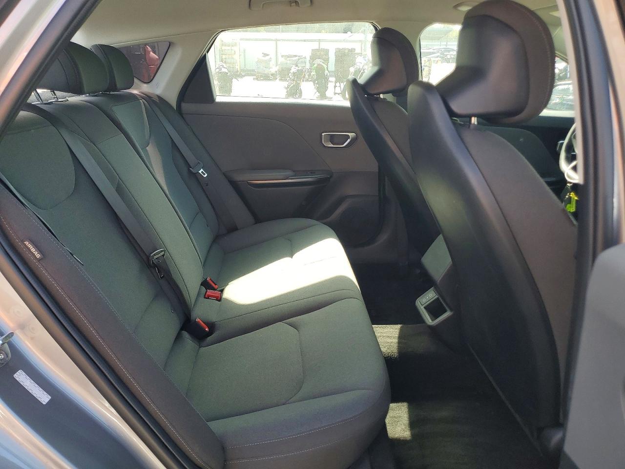 2025 KIA K4 LX photo 28