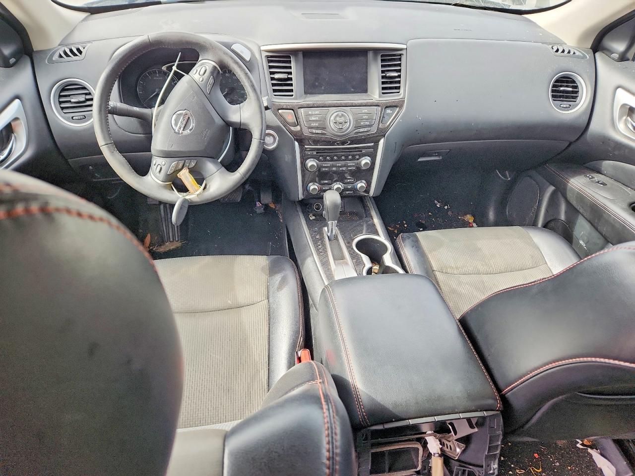 2020 NISSAN PATHFINDER SV photo 15