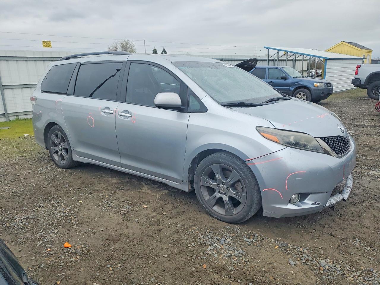 2015 TOYOTA SIENNA SPORT photo 7