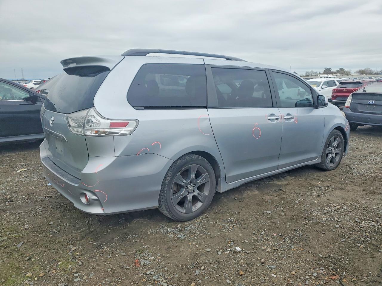 2015 TOYOTA SIENNA SPORT photo 5