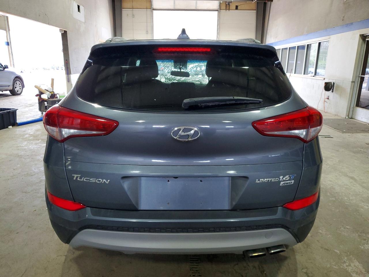 2018 HYUNDAI TUCSON VALUE photo 11