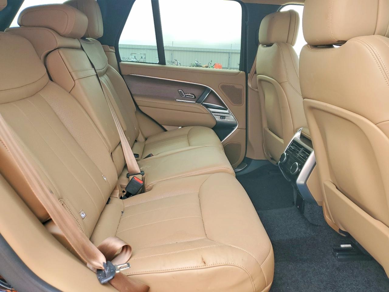 2025 LAND ROVER RANGE ROVER SE photo 11