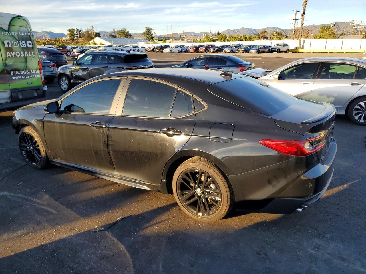 2025 TOYOTA CAMRY XSE photo 3