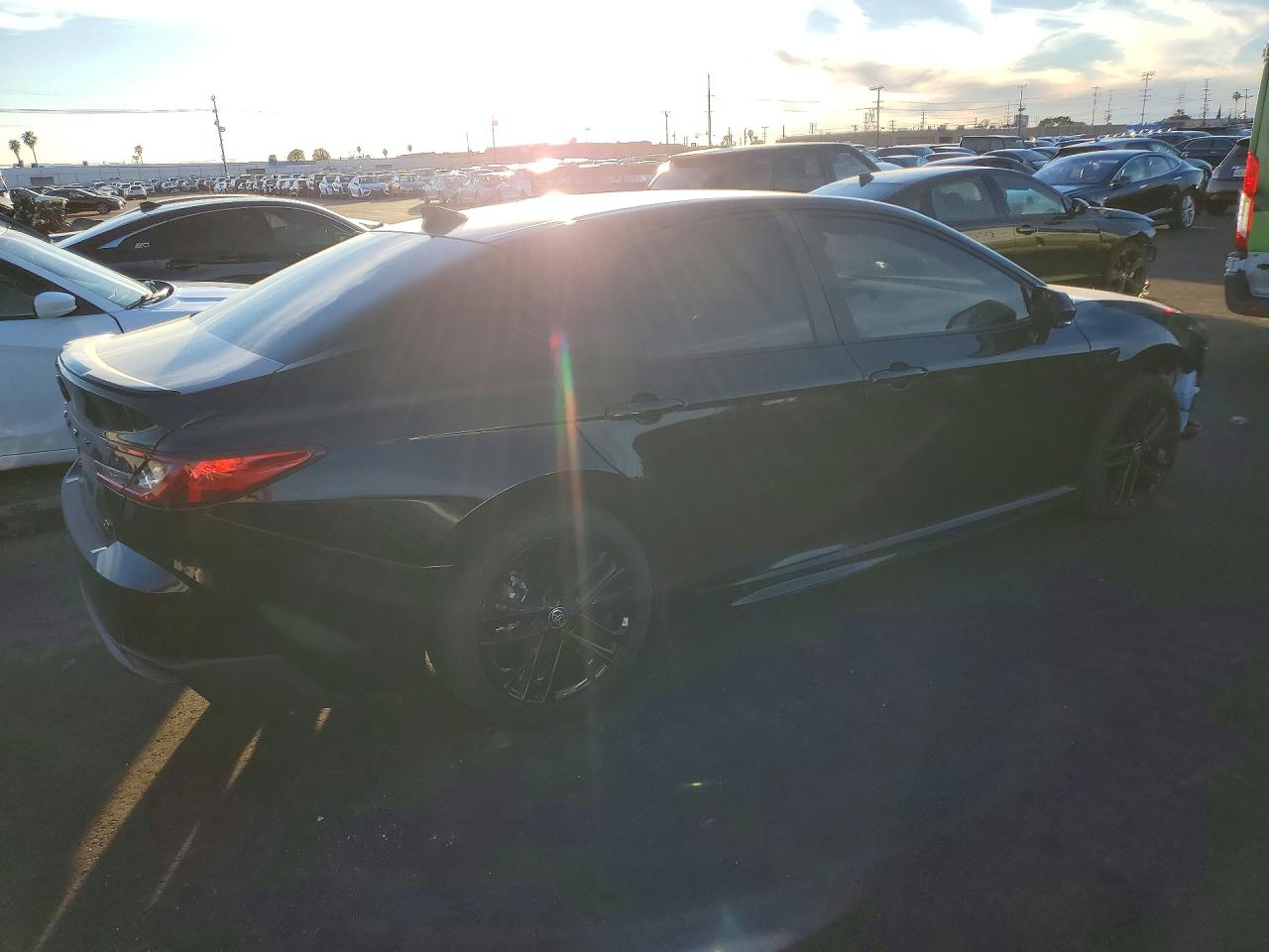 2025 TOYOTA CAMRY XSE photo 5