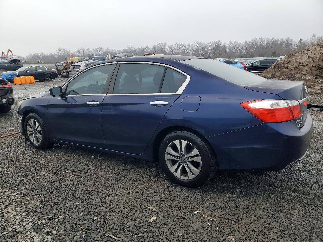 2013 HONDA ACCORD LX photo 3