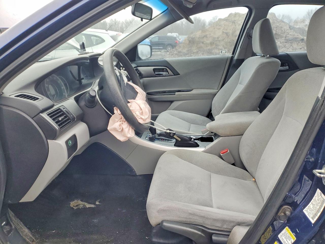 2013 HONDA ACCORD LX photo 13