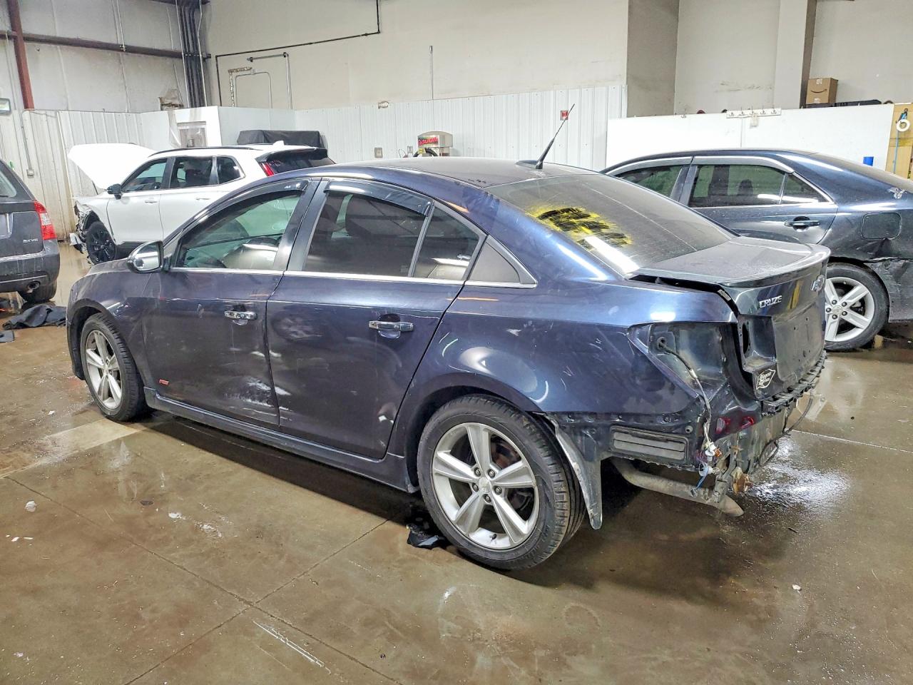2014 CHEVROLET CRUZE LT photo 2